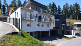             Moderne Erstbezug-Wohnung in Tirol: 25.6 m² mit Balkon & Parkplatz für nur € 175.500,-!
    