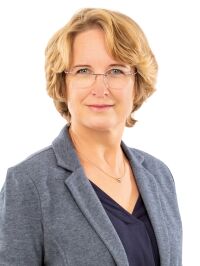 Frau Mag. Martina Gruber