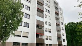             Neu sanierte, helle  3-Zimmer-Familienwohnung in 8053 Graz-Straßgang!
    