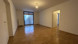             Sehr schon sanierte und helle 3-Zimmer-Familienwohnung in beliebter Wohnsiedlung in 8053 Graz-Straßgang!
    