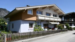             5 Zimmer Wohnung mit großer Terrasse, Balkon und Gartennutzung in TOP-Lage von Kramsach
    