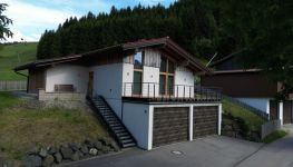             Exklusives Architekten-Einfamilienhaus auf Traumgrundstück in Skiliftnähe
    