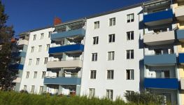             Gepflegte, sonnige 3-Zimmer-Mietwohnung mit Küche & West-Balkon in ruhiger & dennoch zentrumsnaher Lage
    